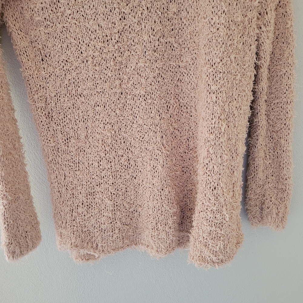Vince Tan Peach Eyelash Shaggy Open Knit Sweater Size M Boat Neck Long Sleeves - Picture 4 of 9